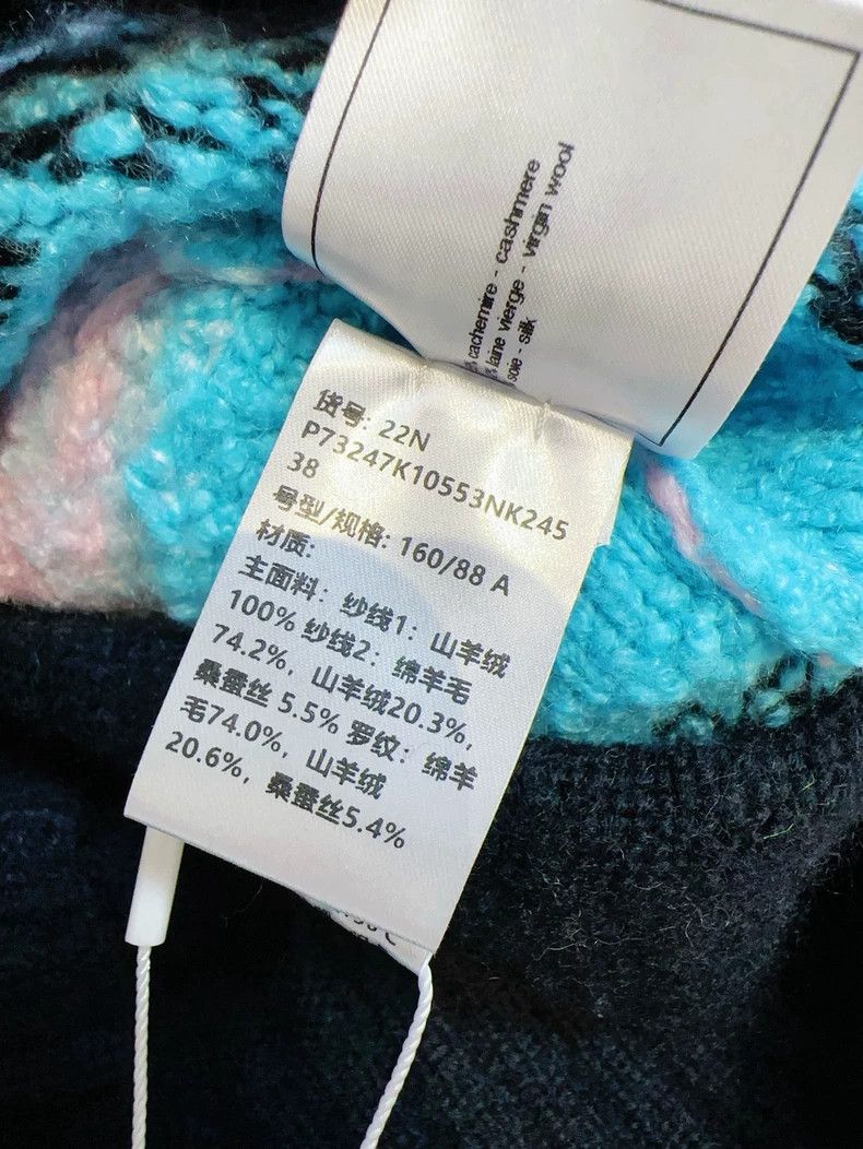 Chanel Chanel Coco Neige Knit Sweater Black Blue Pink Size M / US 6-8 / IT 42-44 - 8 Thumbnail