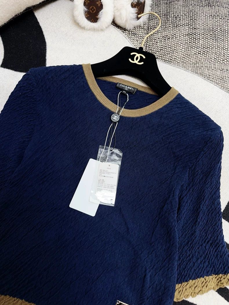 Chanel Chanel 20C Round Neck Short Sleeve Knit Top Size S / US 4 / IT 40 - 4 Thumbnail