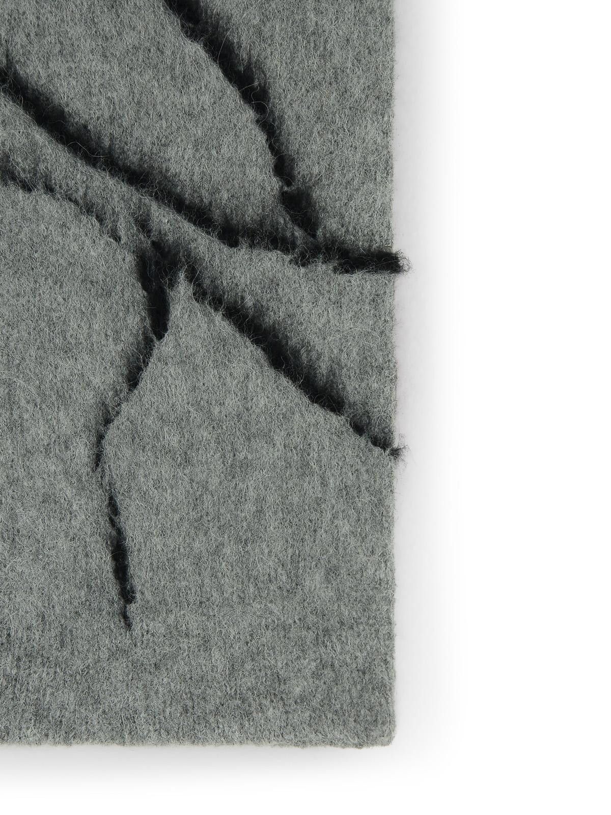 Dries Van Noten DRIES VAN NOTEN 'Mouton' Grey Alpaca Blend Scarf Size ONE SIZE - 3 Thumbnail