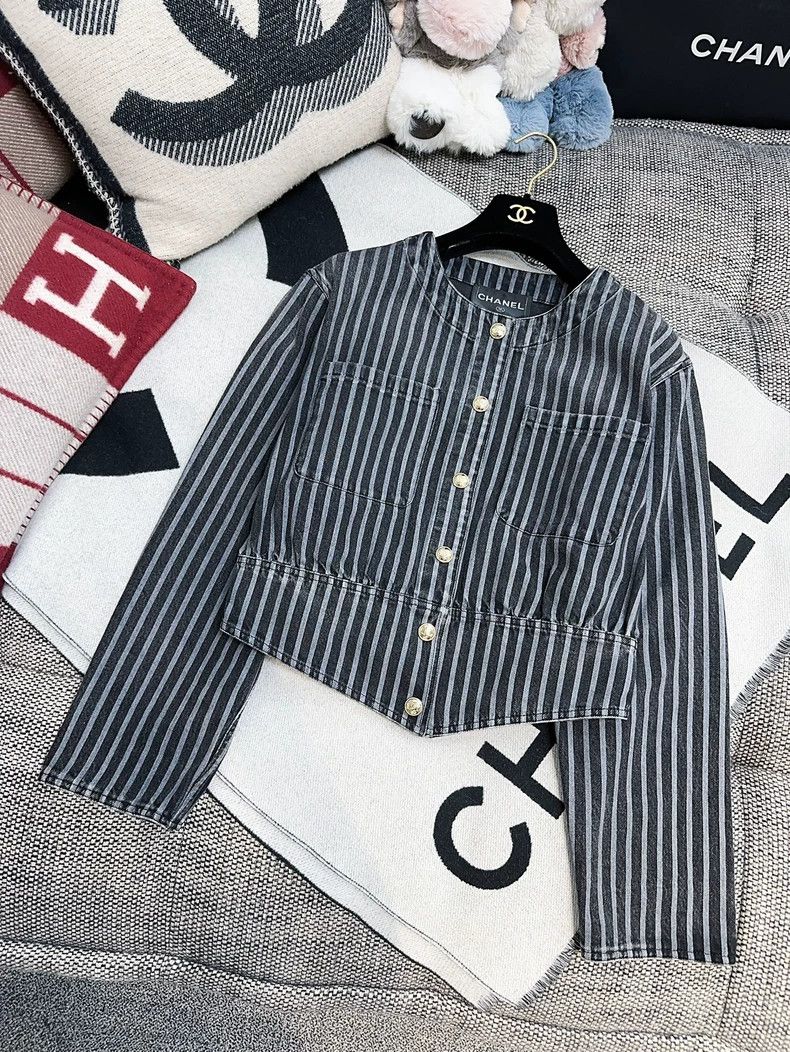 Chanel Chanel Blue Gray Striped Denim Jacket Size M / US 6-8 / IT 42-44 - 3 Thumbnail