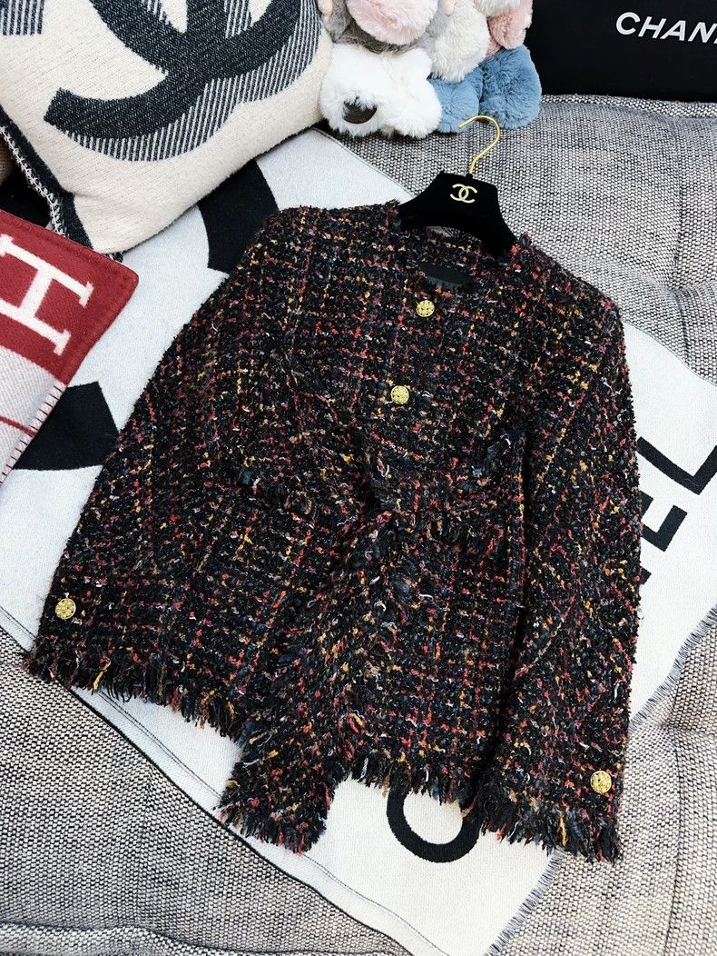 Chanel Chanel 10A Tweed Fringe Jacket Size M / US 6-8 / IT 42-44 - 2 Thumbnail
