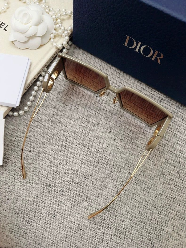 Dior Dior Montaigne Sunglasses Brown Frame Size ONE SIZE - 7 Thumbnail