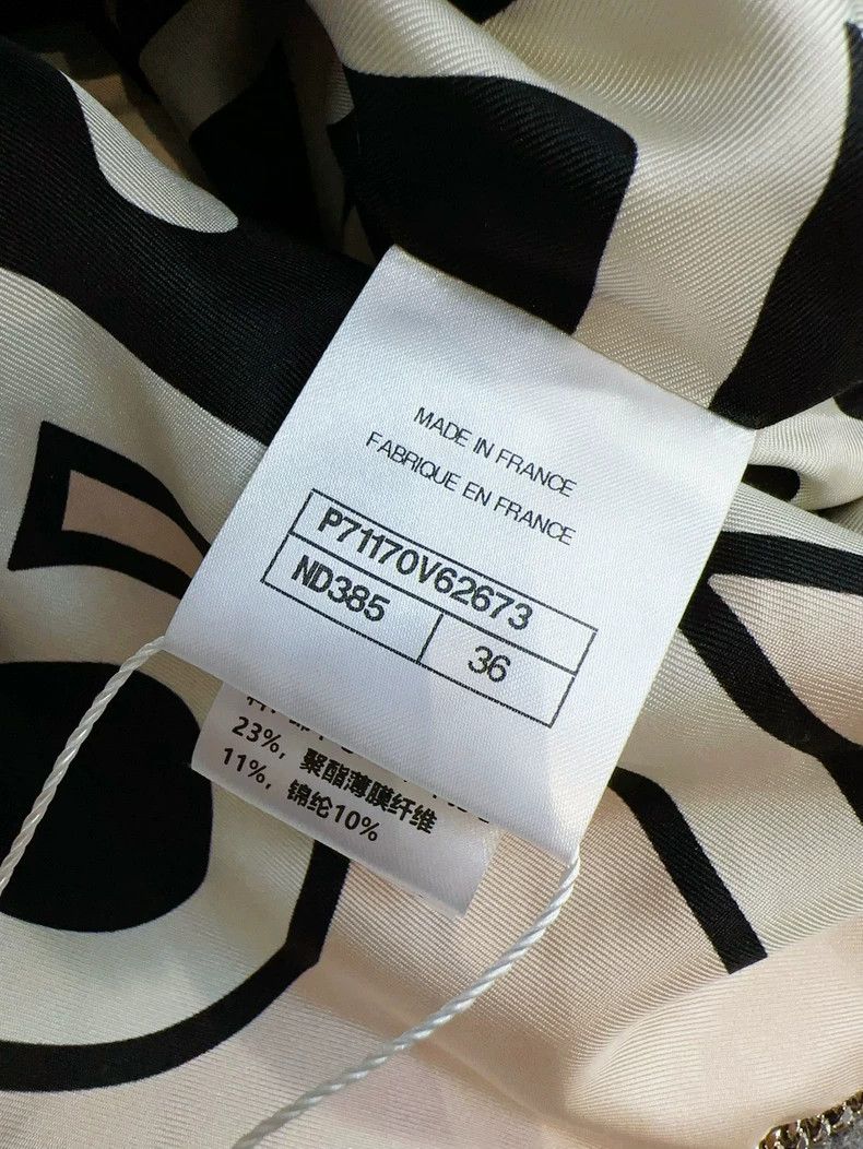 Chanel Chanel 21B Silver Gray Toggle Hooded Coat Size M / US 6-8 / IT 42-44 - 7 Thumbnail