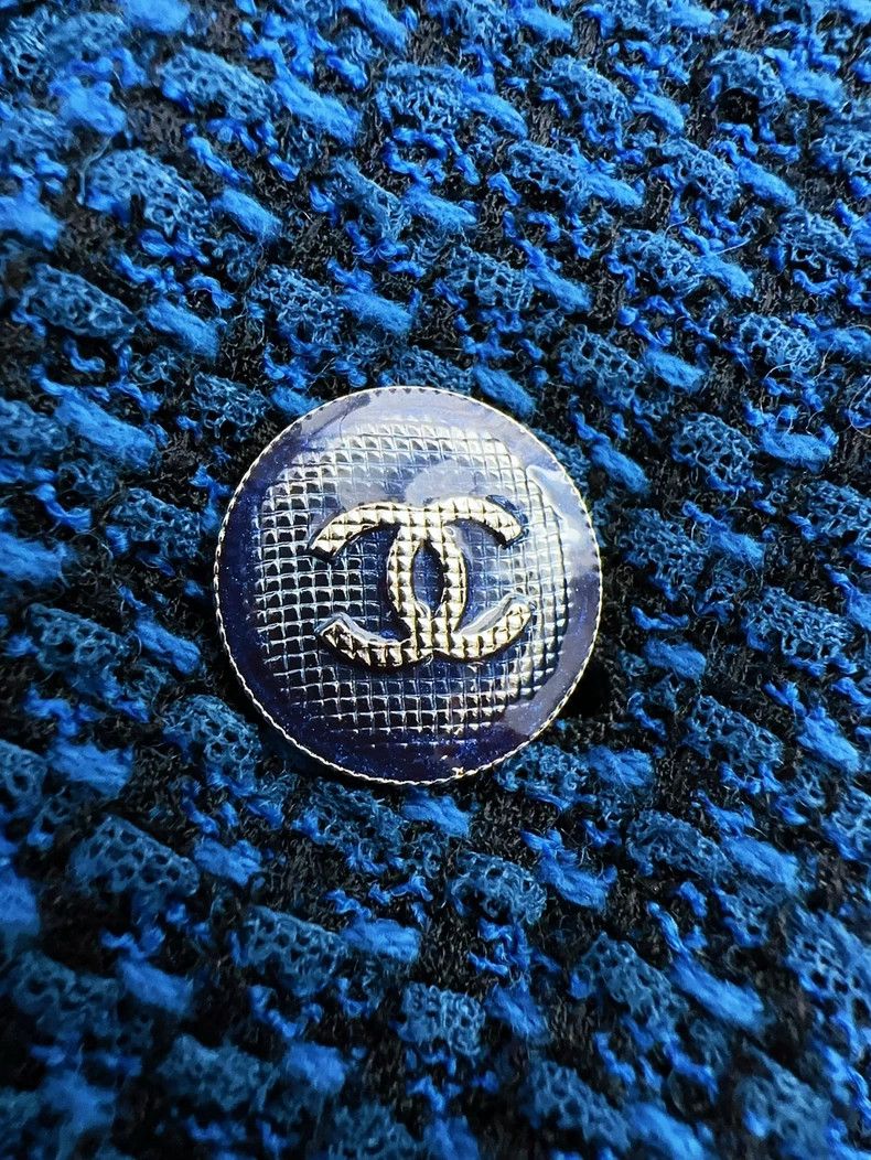 Chanel Chanel Blue Tweed Collar Jacket Coat Size M / US 6-8 / IT 42-44 - 4 Thumbnail
