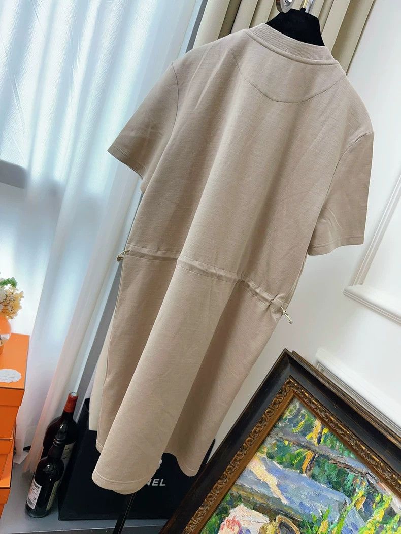 Hermes Hermes Beige Drawstring Short-Sleeve Dress Size M / US 6-8 / IT 42-44 - 2 Thumbnail