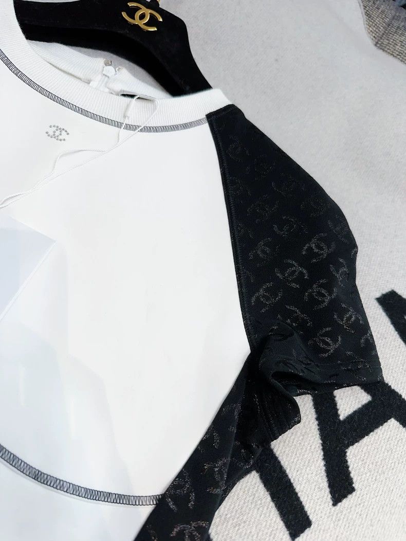 Chanel Chanel 24C Logo Short Sleeve Top Size M / US 6-8 / IT 42-44 - 4 Thumbnail