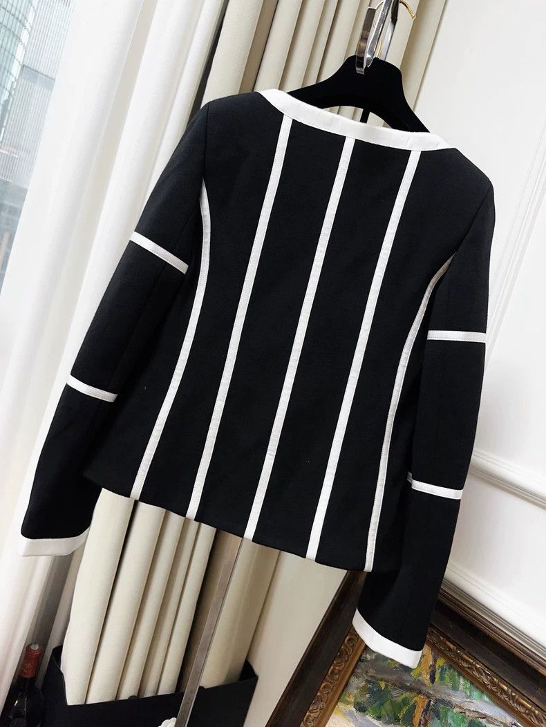 Chanel Chanel 20k Equestrian Black White Jacket Size M / US 6-8 / IT 42-44 - 2 Thumbnail