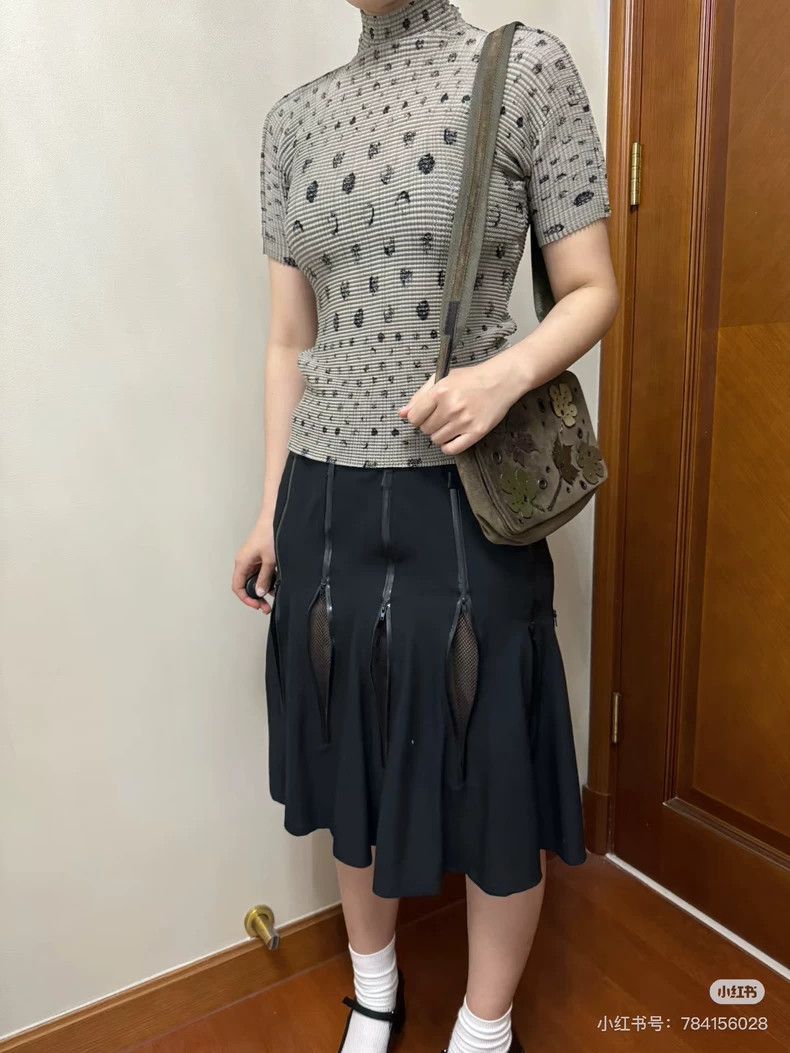 Junya Watanabe Junya Watanabe Wool Zip Mermaid Skirt Size 27" / US 4 / IT 40 - 2 Thumbnail