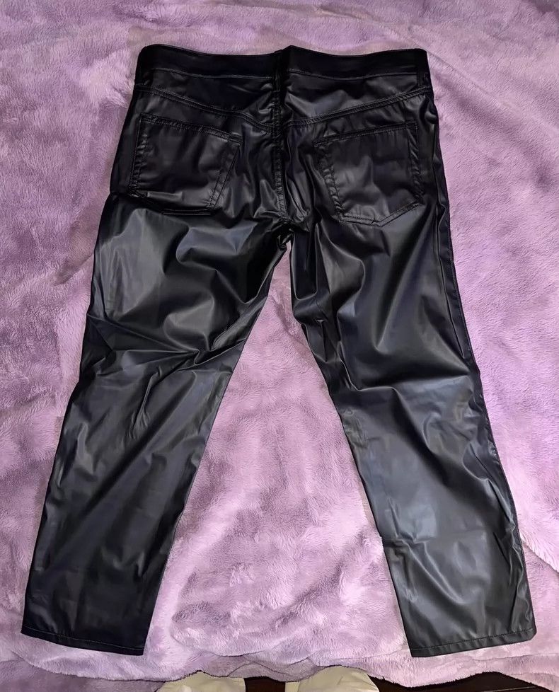 Junya Watanabe Junya Watanabe Shiny Leather Cropped Pants Size 32" / US 10 / IT 46 - 2 Thumbnail
