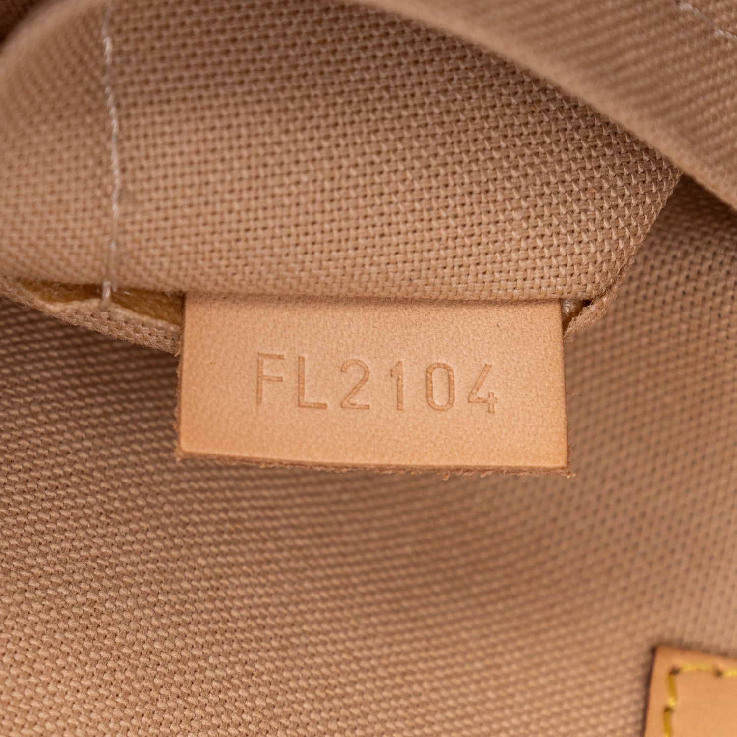 Louis Vuitton Riviera MM Size ONE SIZE - 11 Thumbnail
