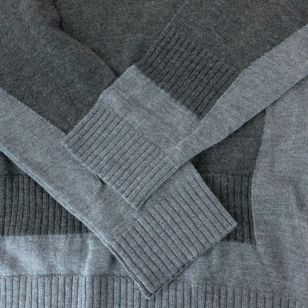 Loewe Loewe Loewe Anagram Wool Knitwear Others Tops DUTY FREE for USA Size ONE SIZE - 6 Thumbnail