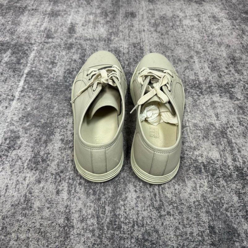 Gucci Gucci Low-Top Leather Sneakers in Gray 0079 Size US 10.5 / EU 43-44 - 3 Thumbnail