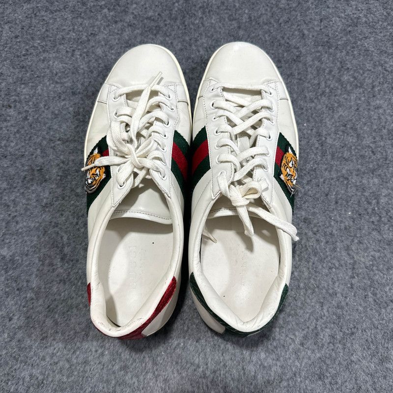 Gucci Gucci Tiger Embroidered Low-Top Sneakers for Men 0079 Size US 9.5 / EU 42-43 - 7 Thumbnail