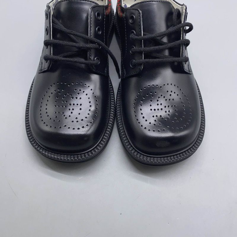 Gucci Gucci Kids Black Perforated Logo Casual Shoes 0079 Size US 11 / EU 44 - 10 Thumbnail