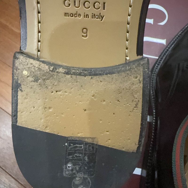 Gucci Gucci Black Leather Casual Shoes with Green Red Stripe 0079 Size US 9.5 / EU 42-43 - 6 Thumbnail
