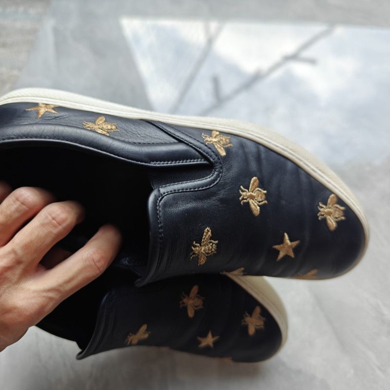 Gucci Gucci Black Bee Embroidered Slip-On Sneakers 0079 Size US 8 / EU 41 - 9 Thumbnail