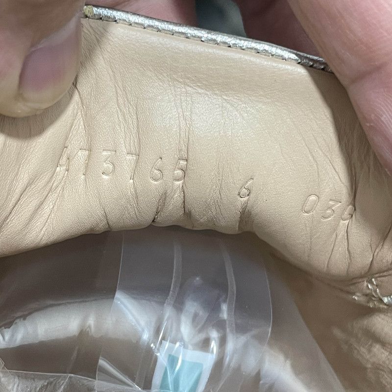 Gucci Gucci Silver Casual Sneakers with Dragon Embroidery 0079 Size US 7.5 / EU 40-41 - 5 Thumbnail