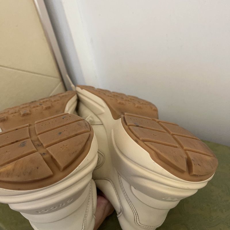 Gucci Gucci Rhyton Casual Sneakers for Men 0079 Size US 8 / EU 41 - 8 Thumbnail