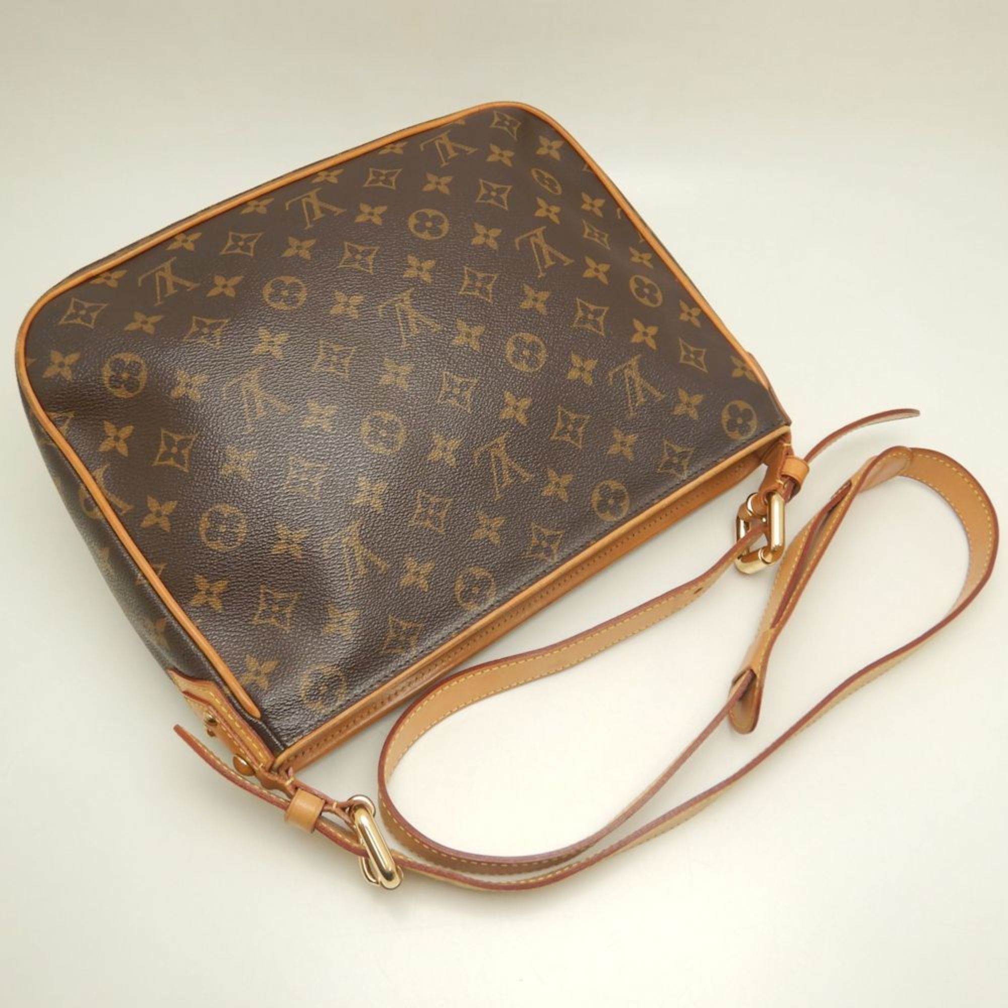 LOUIS VUITTON Monogram Hudson GM M40045 Shoulder Bag, Brown, 253023