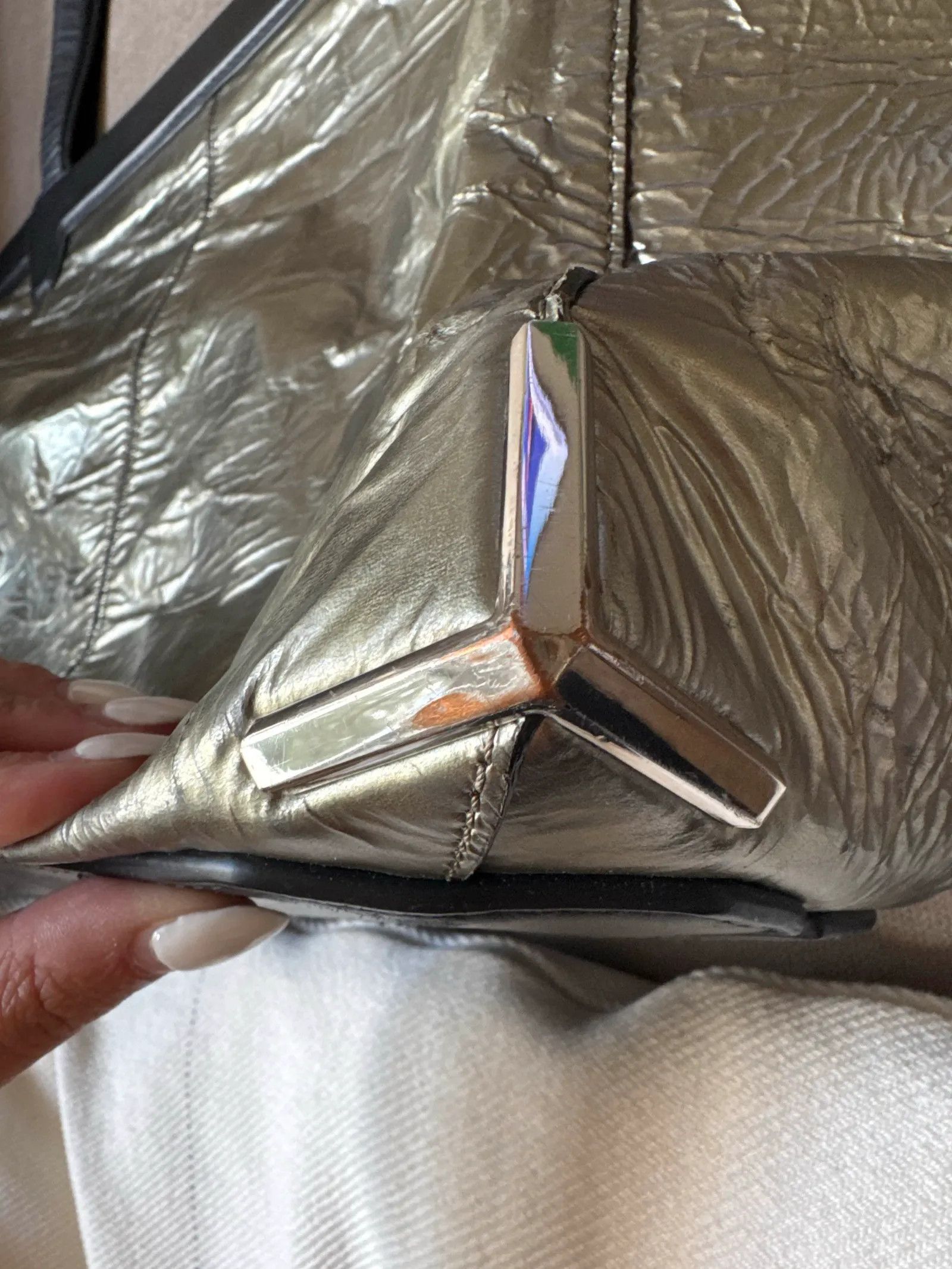 Alexander Wang Alexander Wang 202317 Bucket Bag Size ONE SIZE - 9 Thumbnail