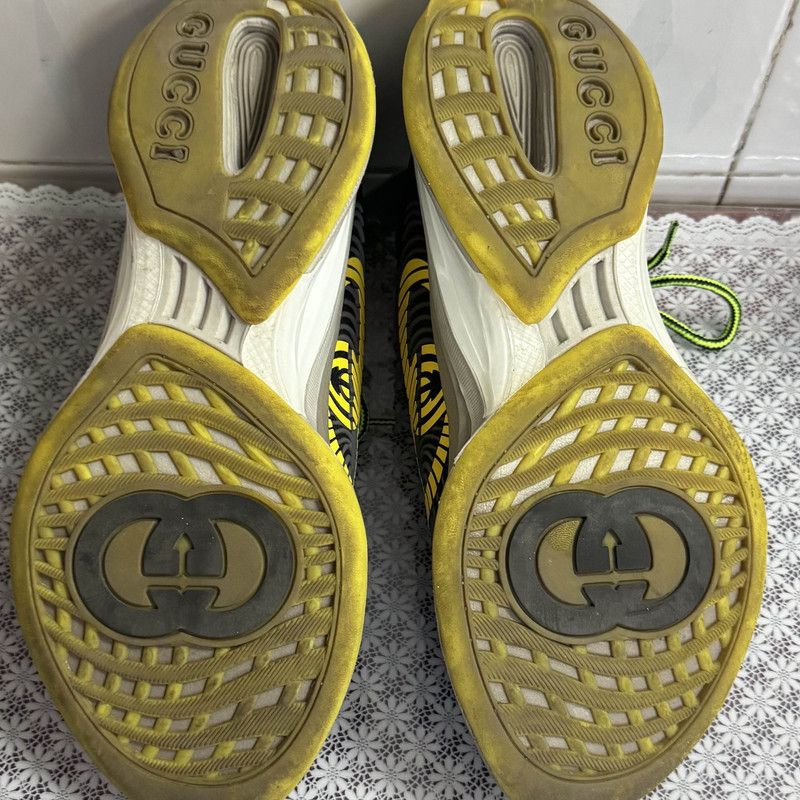 Gucci Gucci Run Low-Top Athletic Shoes for Men 0079 Size US 8.5 / EU 41-42 - 4 Thumbnail