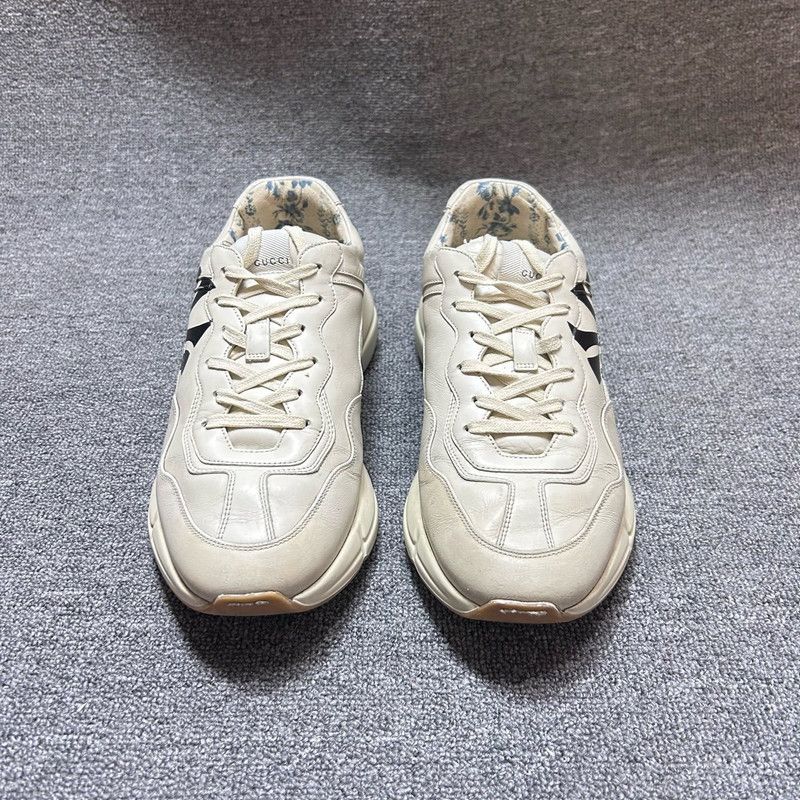 Gucci Gucci Rhyton Low-top Sneakers in Beige 0079 Size US 11 / EU 44 - 4 Thumbnail