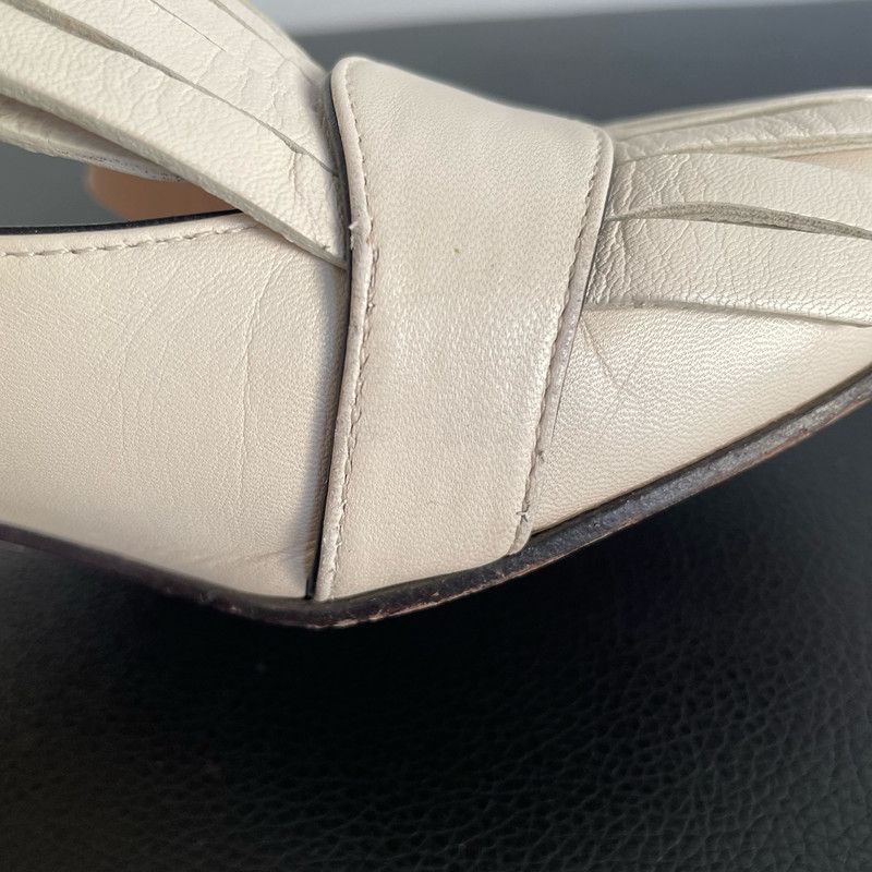 Gucci Gucci White Fringed GG Buckle Heeled Loafers 0079 Size US 5 / EU 37 - 22 Thumbnail