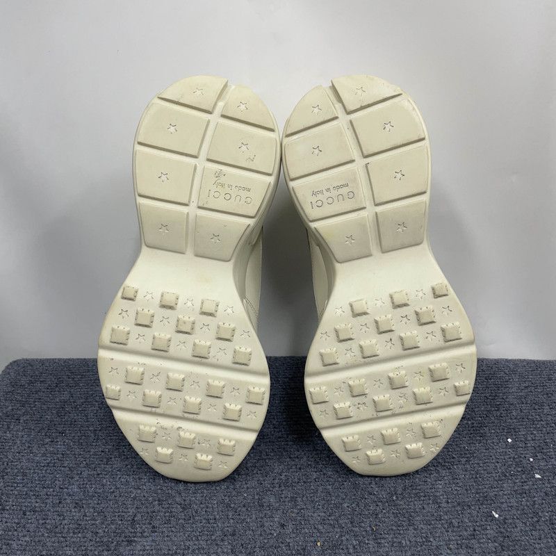 Gucci Gucci Rhyton Classic Logo Sneakers in Beige 0079 Size US 8 / EU 41 - 4 Thumbnail