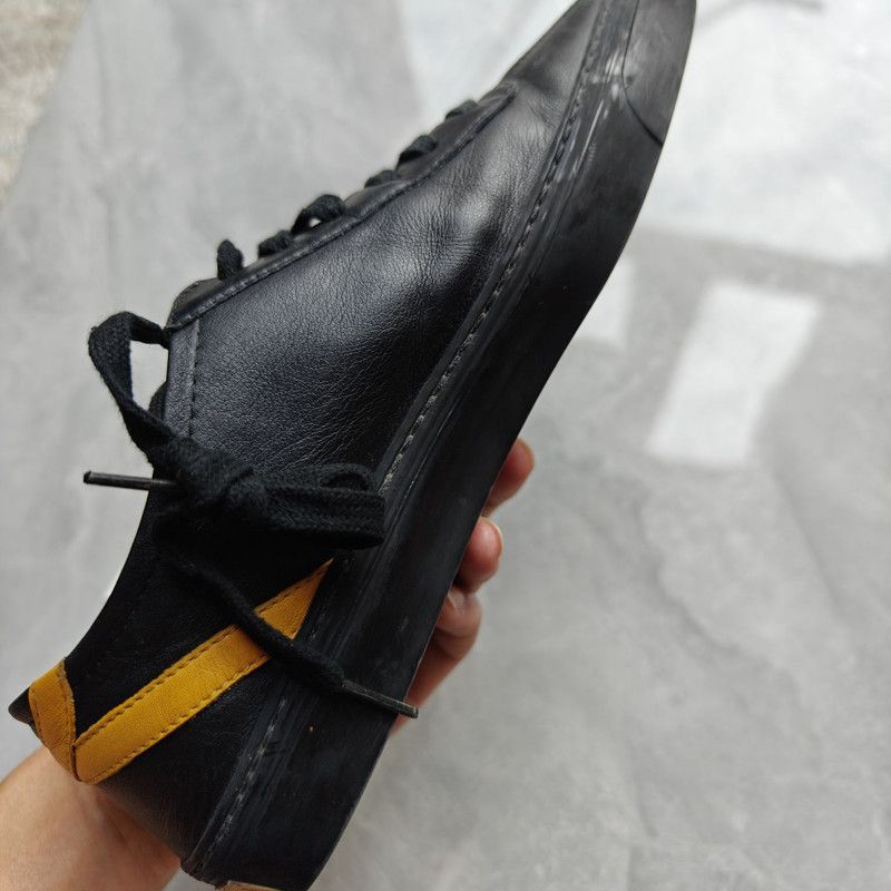 Gucci Gucci Distressed Leather Low-Top Sneakers for Men 0079 Size US 8.5 / EU 41-42 - 6 Thumbnail