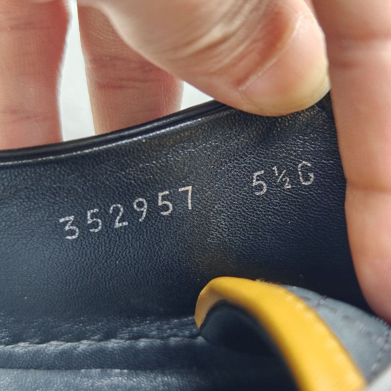 Gucci Gucci Distressed Leather Low-Top Sneakers for Men 0079 Size US 8.5 / EU 41-42 - 5 Thumbnail