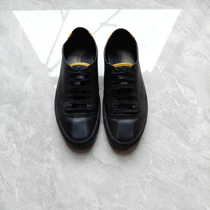 Gucci Gucci Distressed Leather Low-Top Sneakers for Men 0079 Size US 8.5 / EU 41-42 - 2 Thumbnail