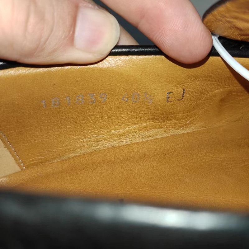 Gucci Classic Logo Leather Shoes for Men 0079