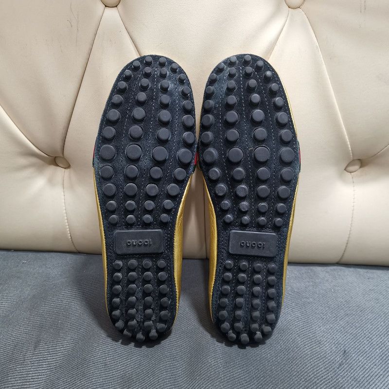 Gucci Gucci Gold Flats with Signature Green-Red Stripe 0079 Size US 7.5 / EU 40-41 - 4 Thumbnail
