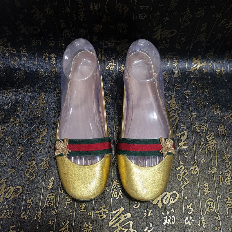 Gucci Gucci Gold Flats with Signature Green-Red Stripe 0079 Size US 7.5 / EU 40-41 - 17 Thumbnail