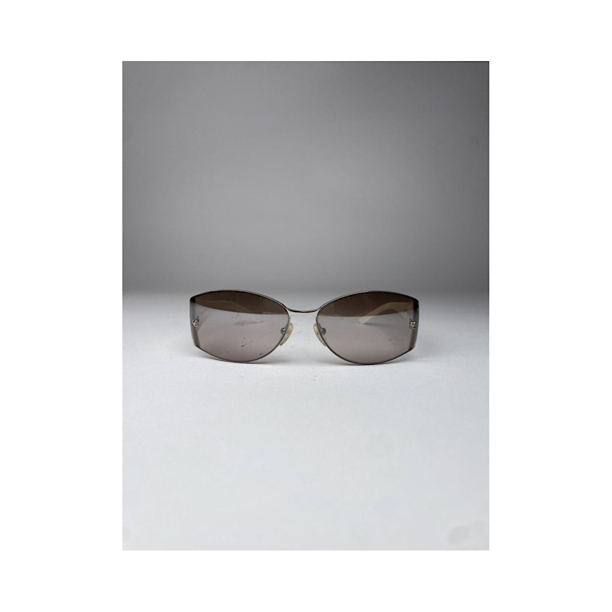 Loewe White Plastic Sunglasses Size ONE SIZE - 3 Thumbnail