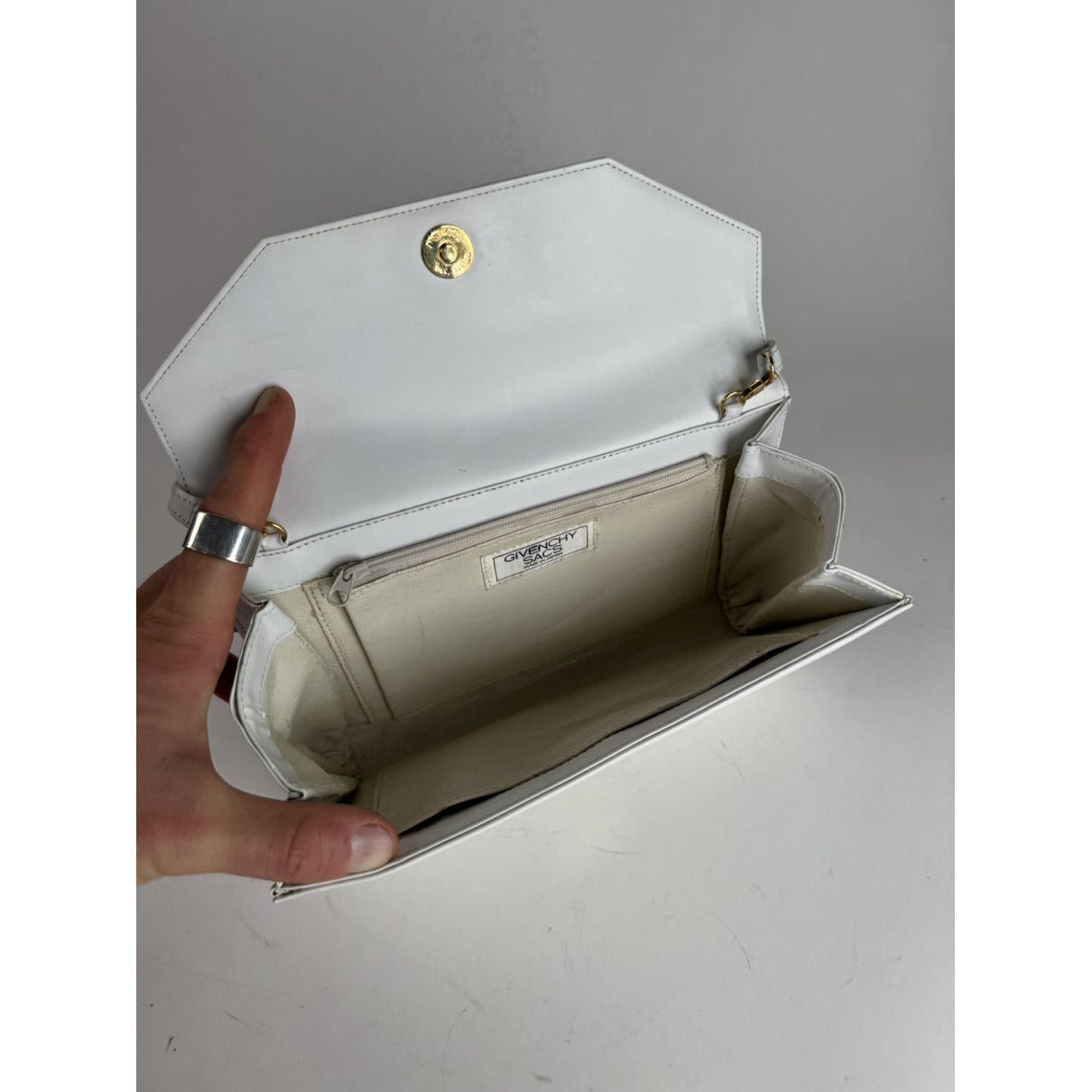 Givenchy 4G White Leather Handbag Size ONE SIZE - 2 Thumbnail