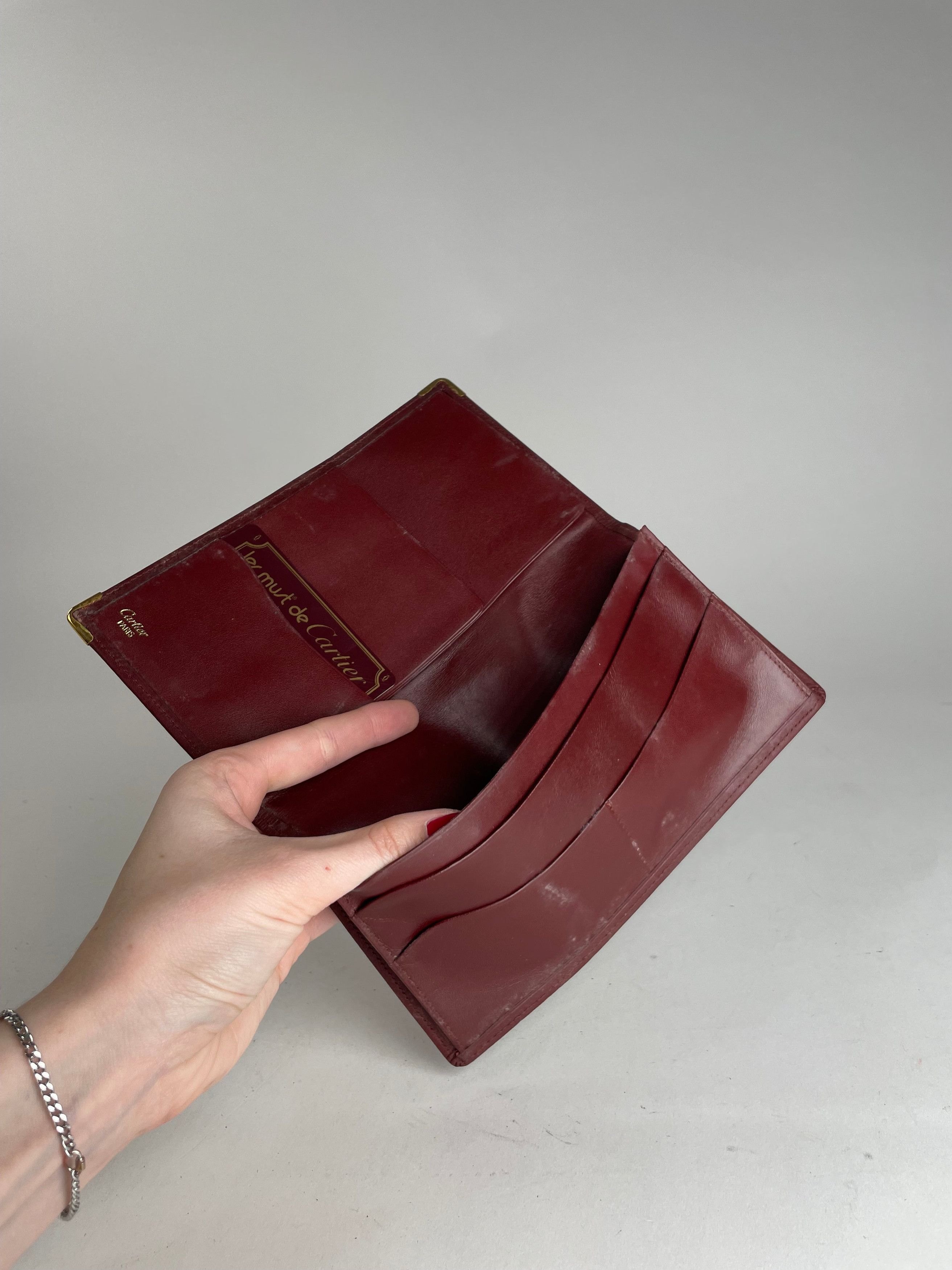 Cartier Vintage Leather ID Holder Burgundy Size ONE SIZE - 12 Thumbnail