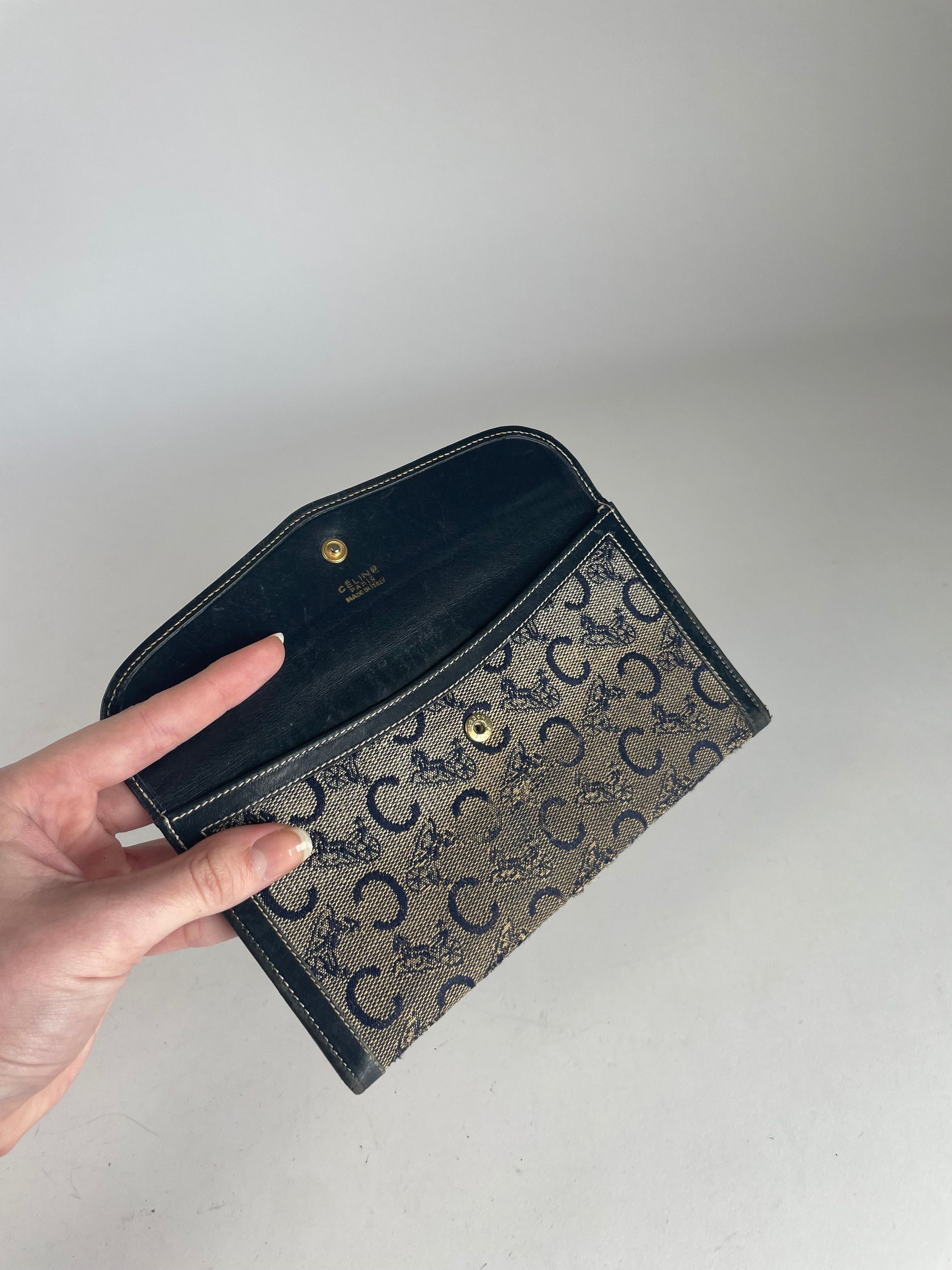 Celine Vintage Paris Leather Wallet Black Grey Size ONE SIZE - 3 Thumbnail