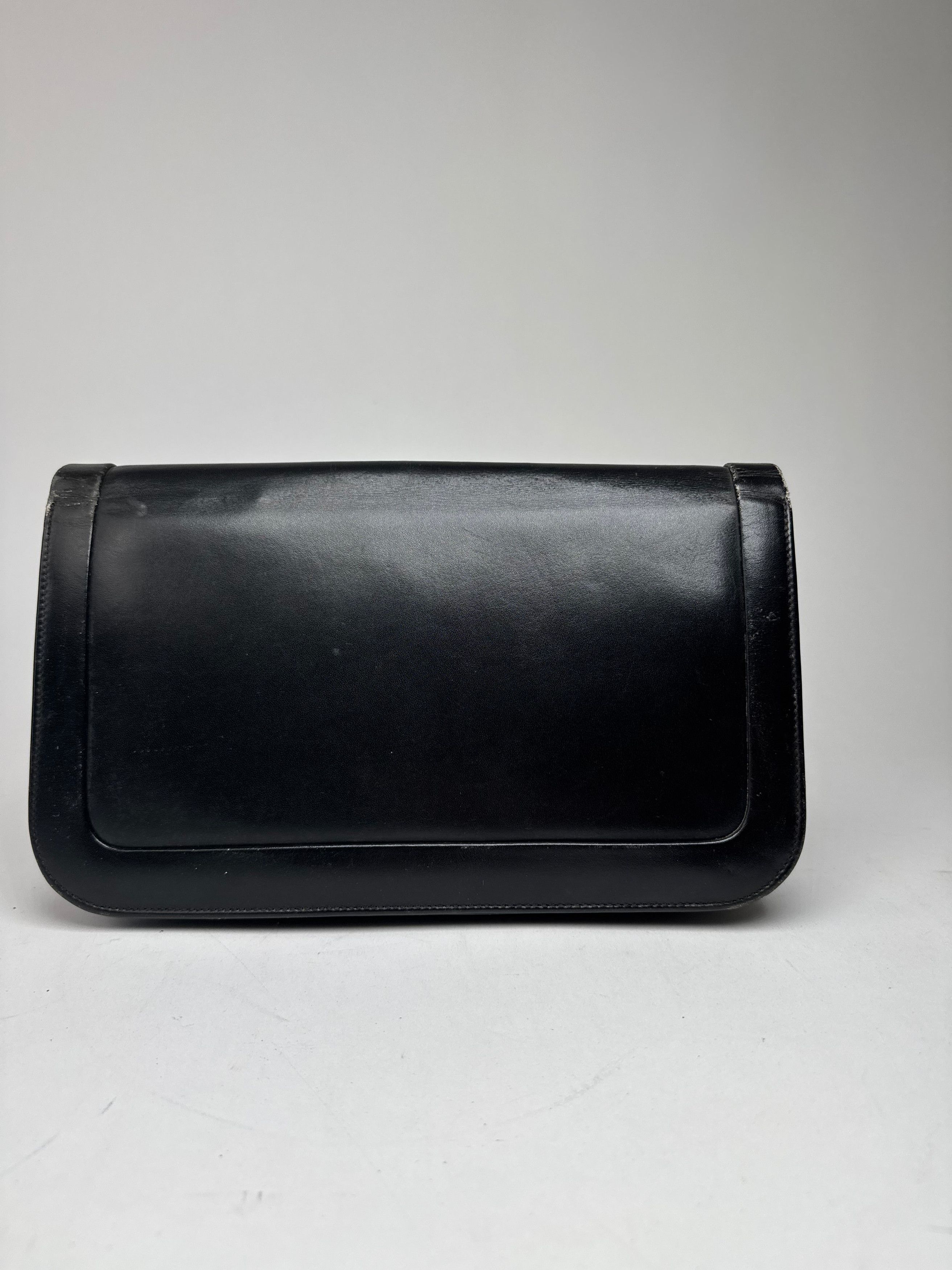 Givenchy Vintage Leather Clutch Black Size ONE SIZE - 2 Thumbnail