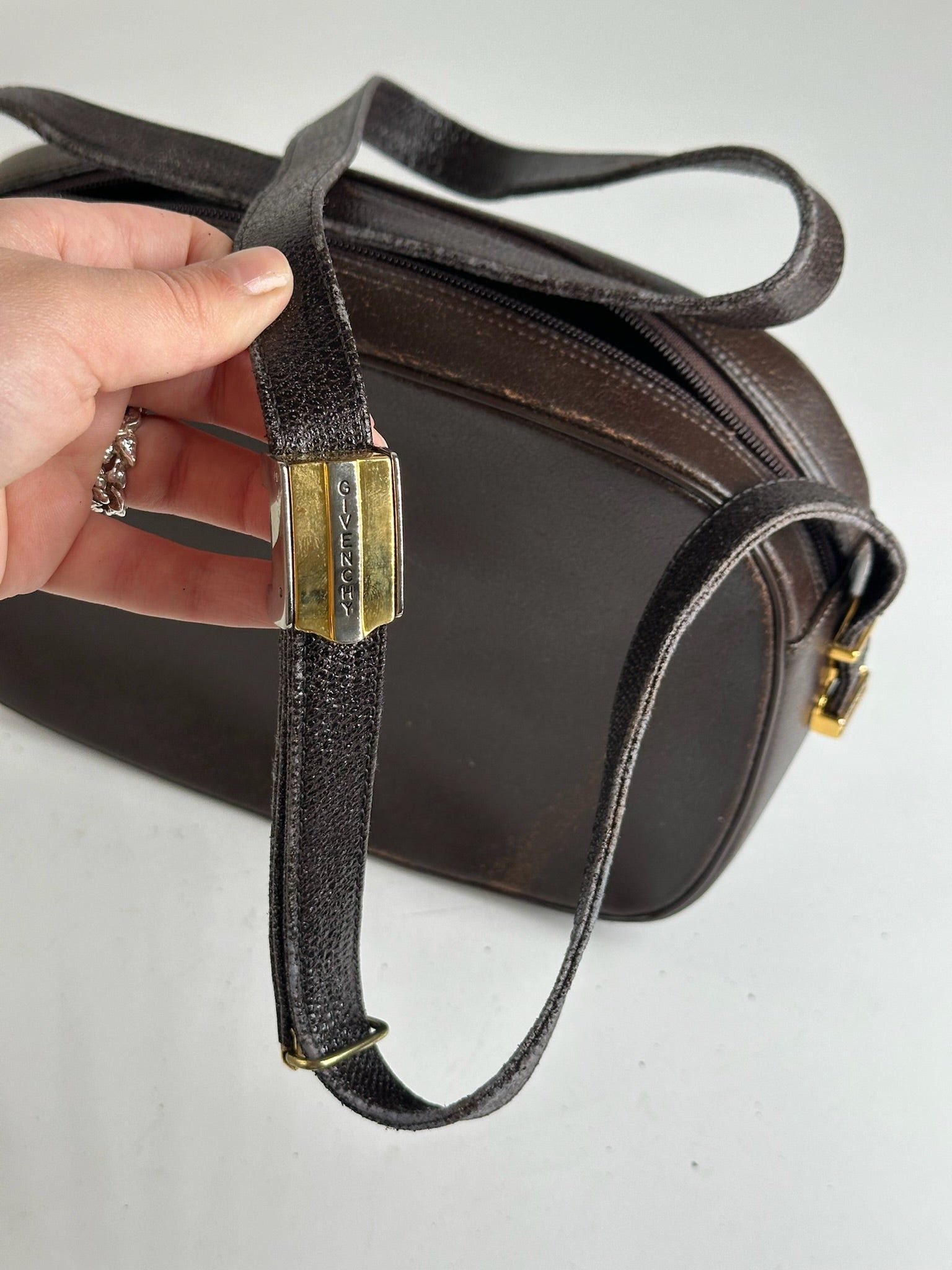 Givenchy Vintage 4G Leather Bag Brown Size ONE SIZE - 6 Thumbnail