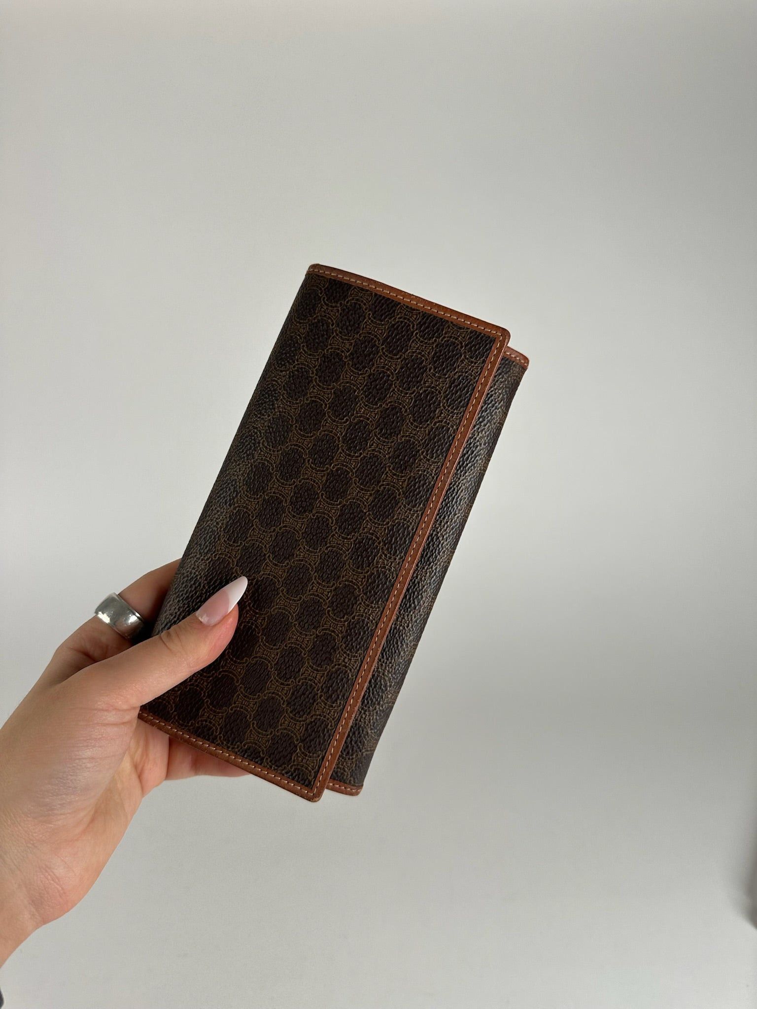 Celine Vintage Paris Leather ID Holder Brown Size ONE SIZE - 5 Thumbnail