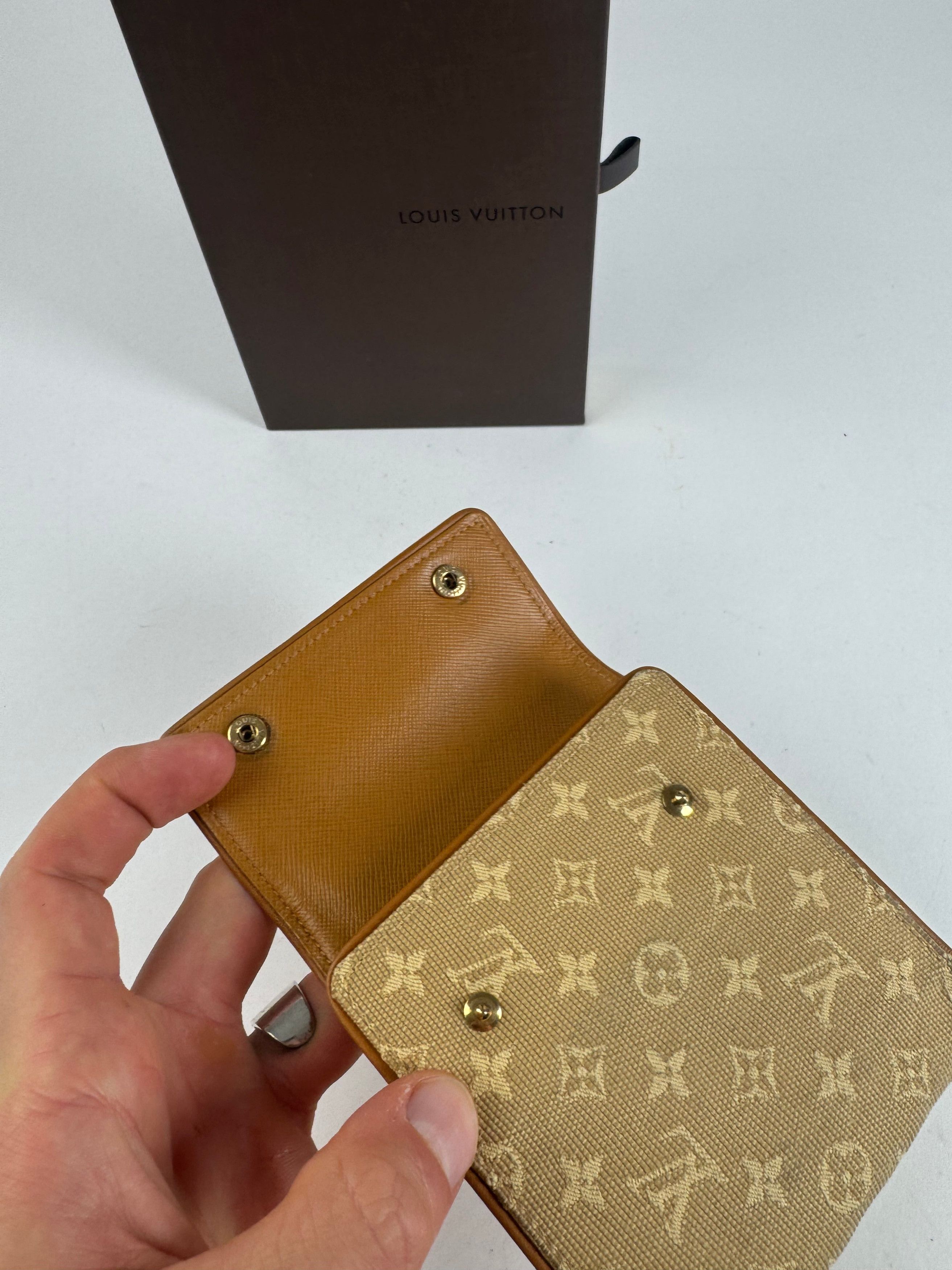 Louis Vuitton Vintage Canvas Monogram Wallet Yellow white Size ONE SIZE - 10 Thumbnail