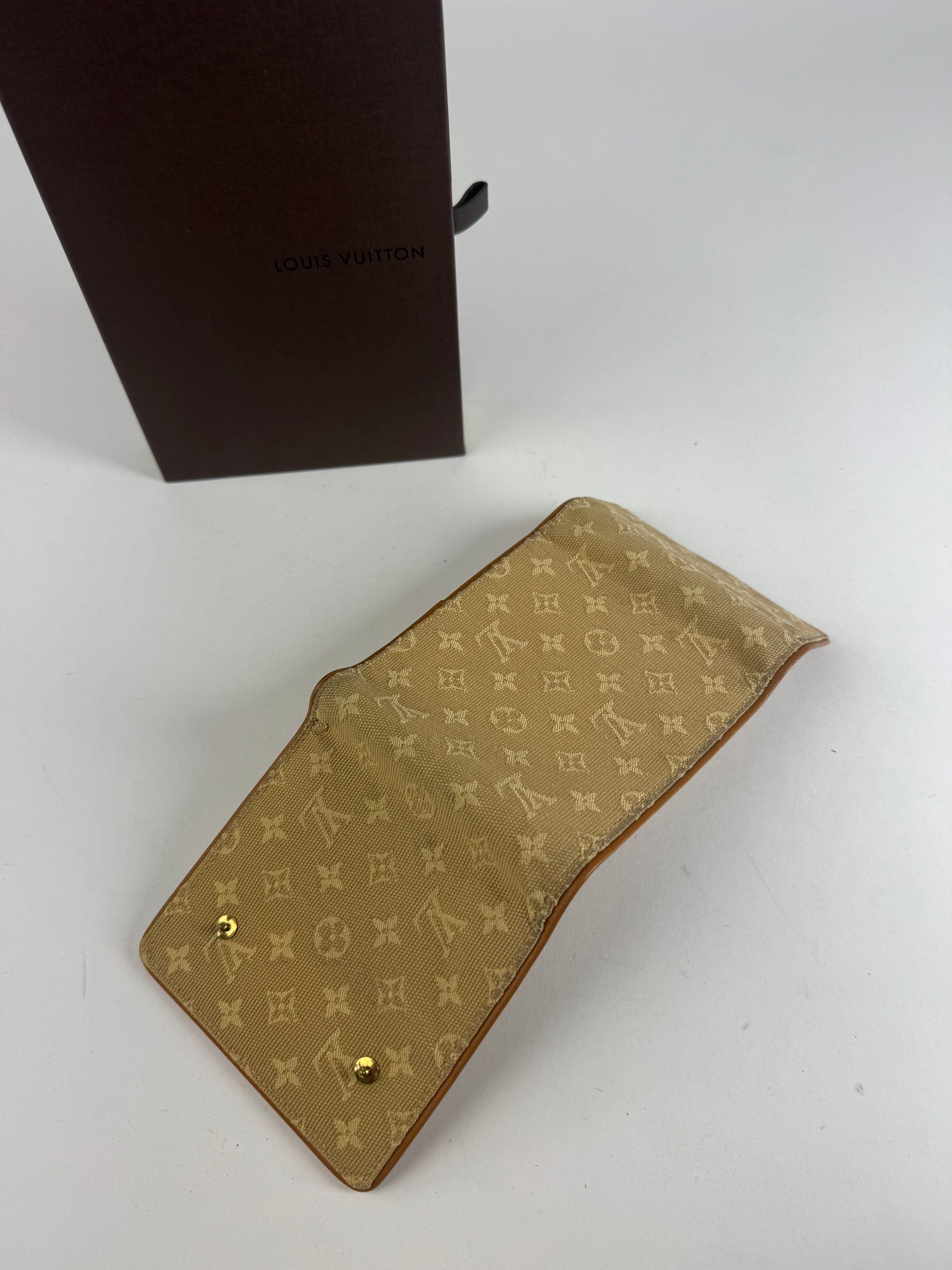 Louis Vuitton Vintage Canvas Monogram Wallet Yellow white Size ONE SIZE - 5 Thumbnail