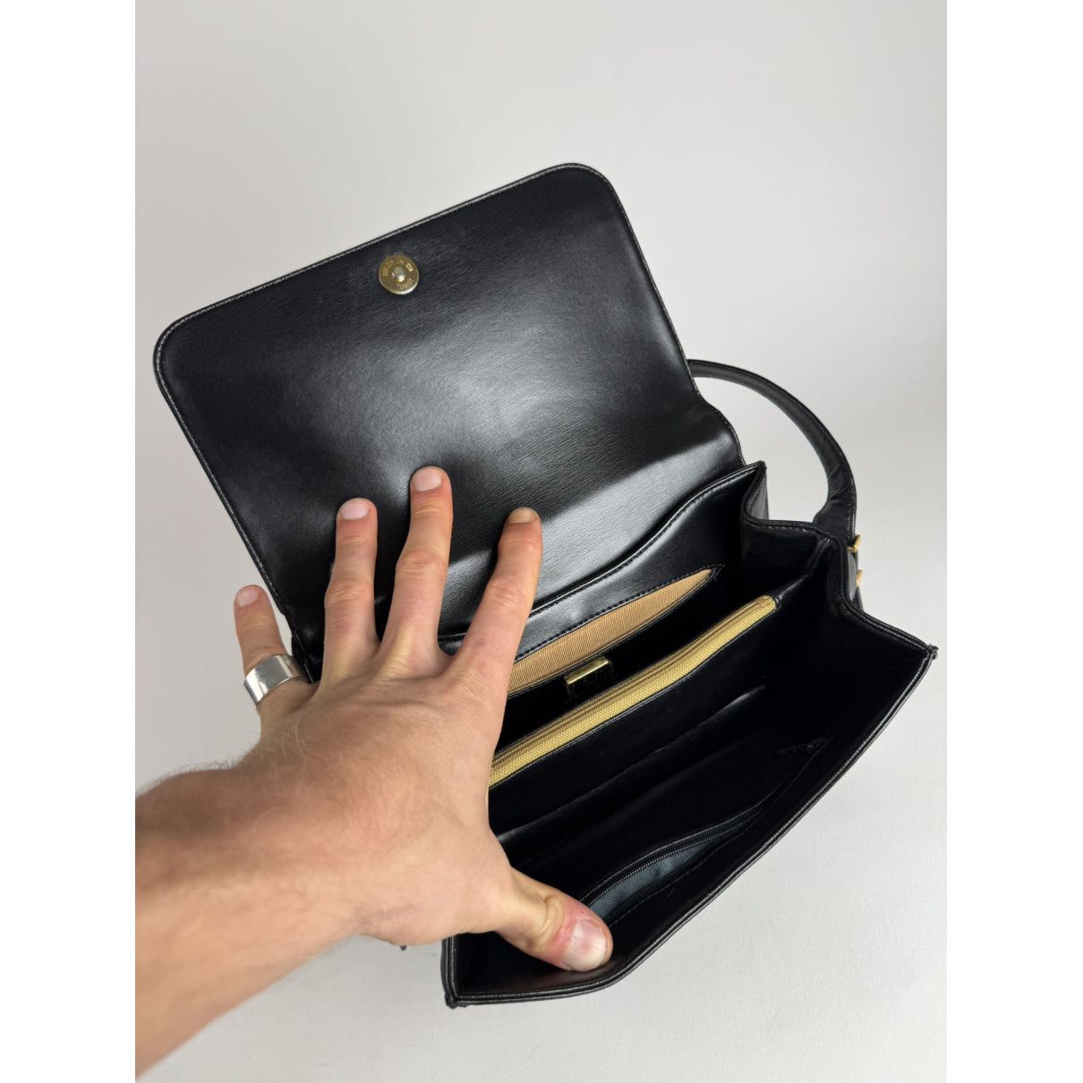 Givenchy 4G Black Leather Handbag Size ONE SIZE - 3 Thumbnail