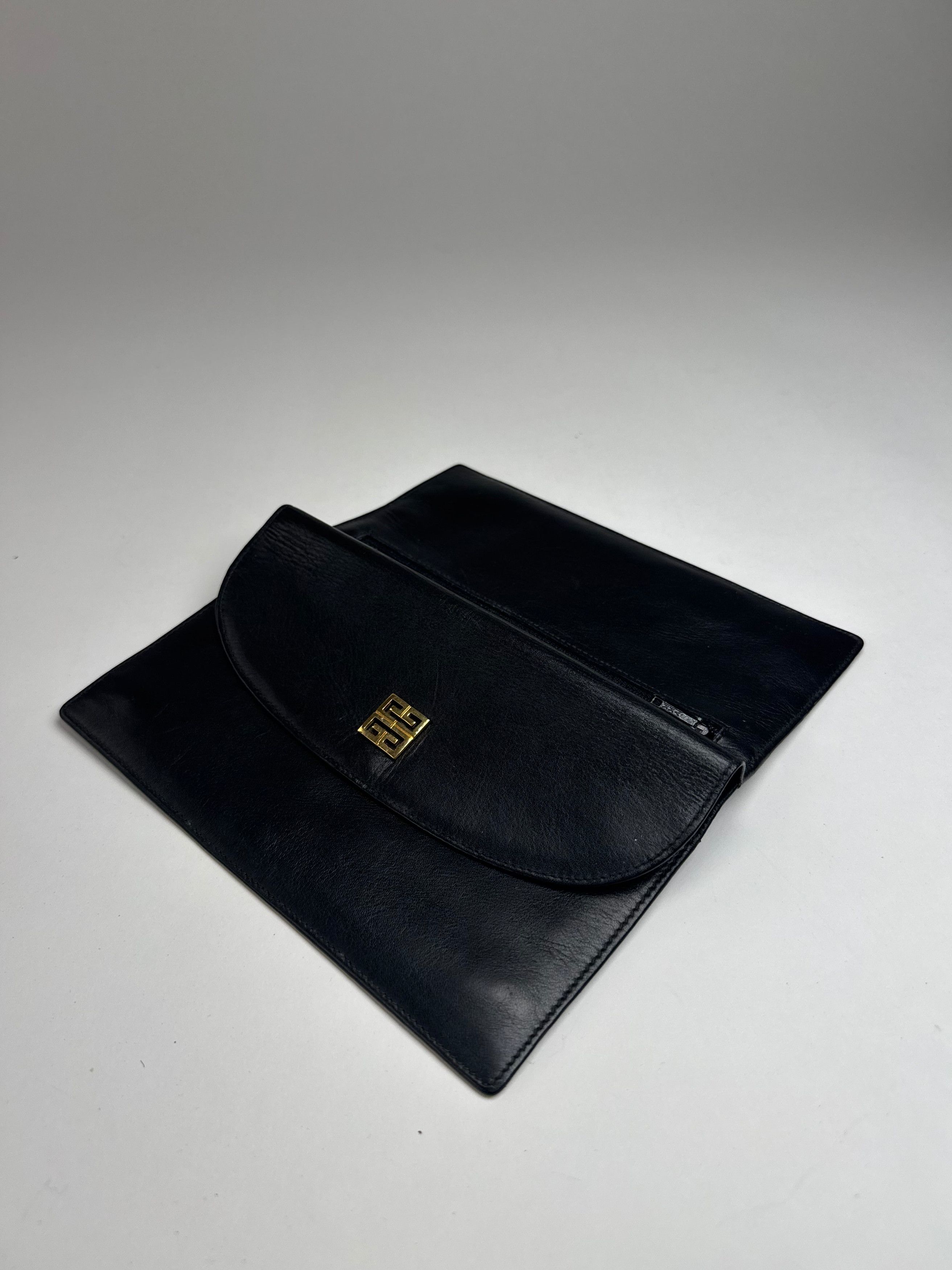 Givenchy Vintage GV3 Leather Clutch Black Size ONE SIZE - 5 Thumbnail