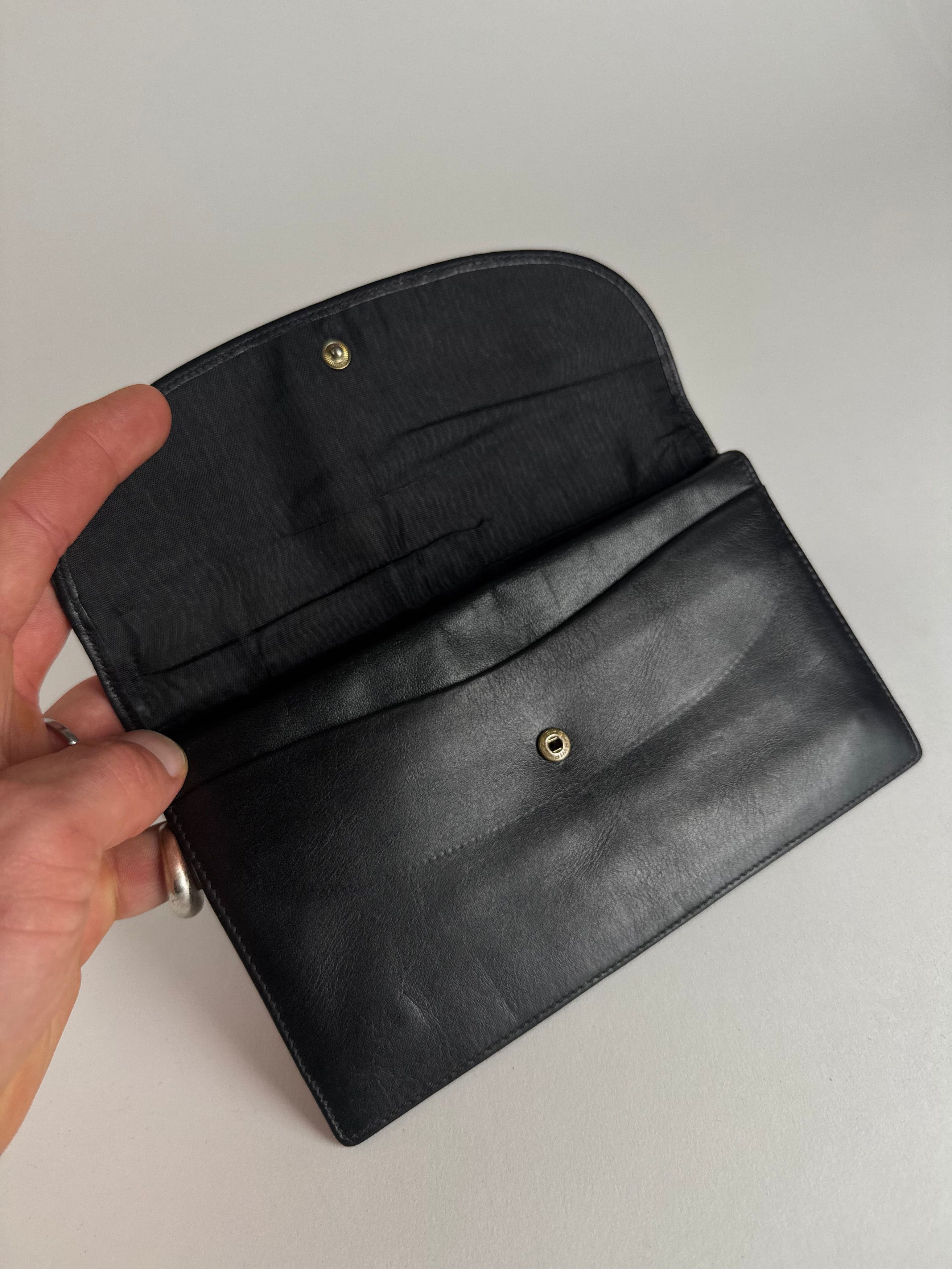 Givenchy Vintage GV3 Leather Clutch Black Size ONE SIZE - 4 Thumbnail