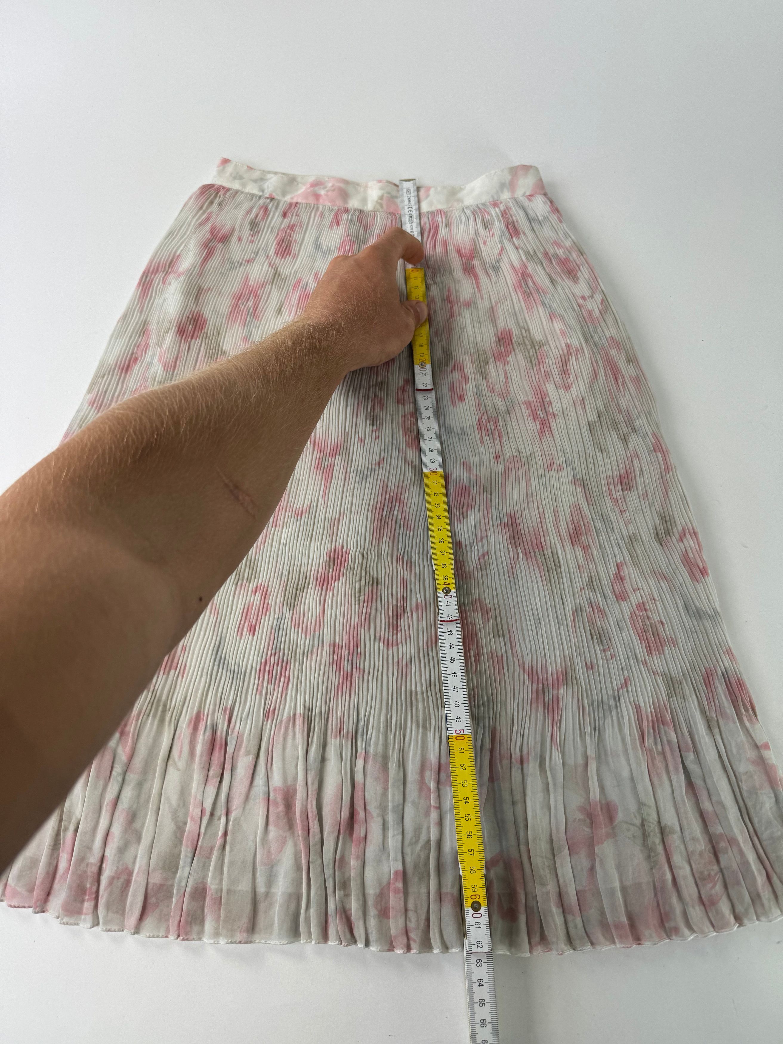 Courreges Vintage Plissee Floral Skirt white pink Size 27" / US 4 / IT 40 - 11 Thumbnail