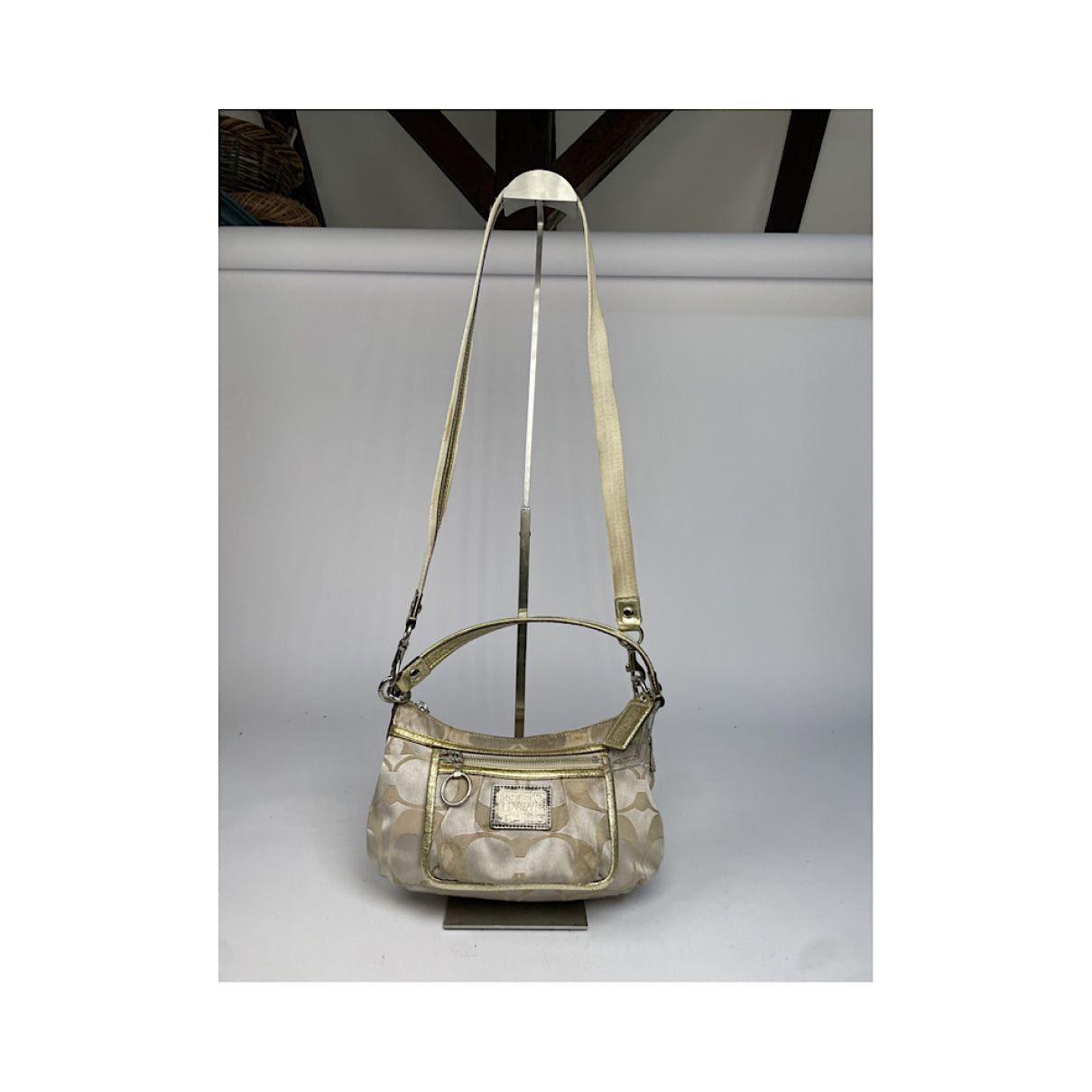 Coach Signature Sufflette Silver Leather Handbag Size ONE SIZE - 2 Thumbnail