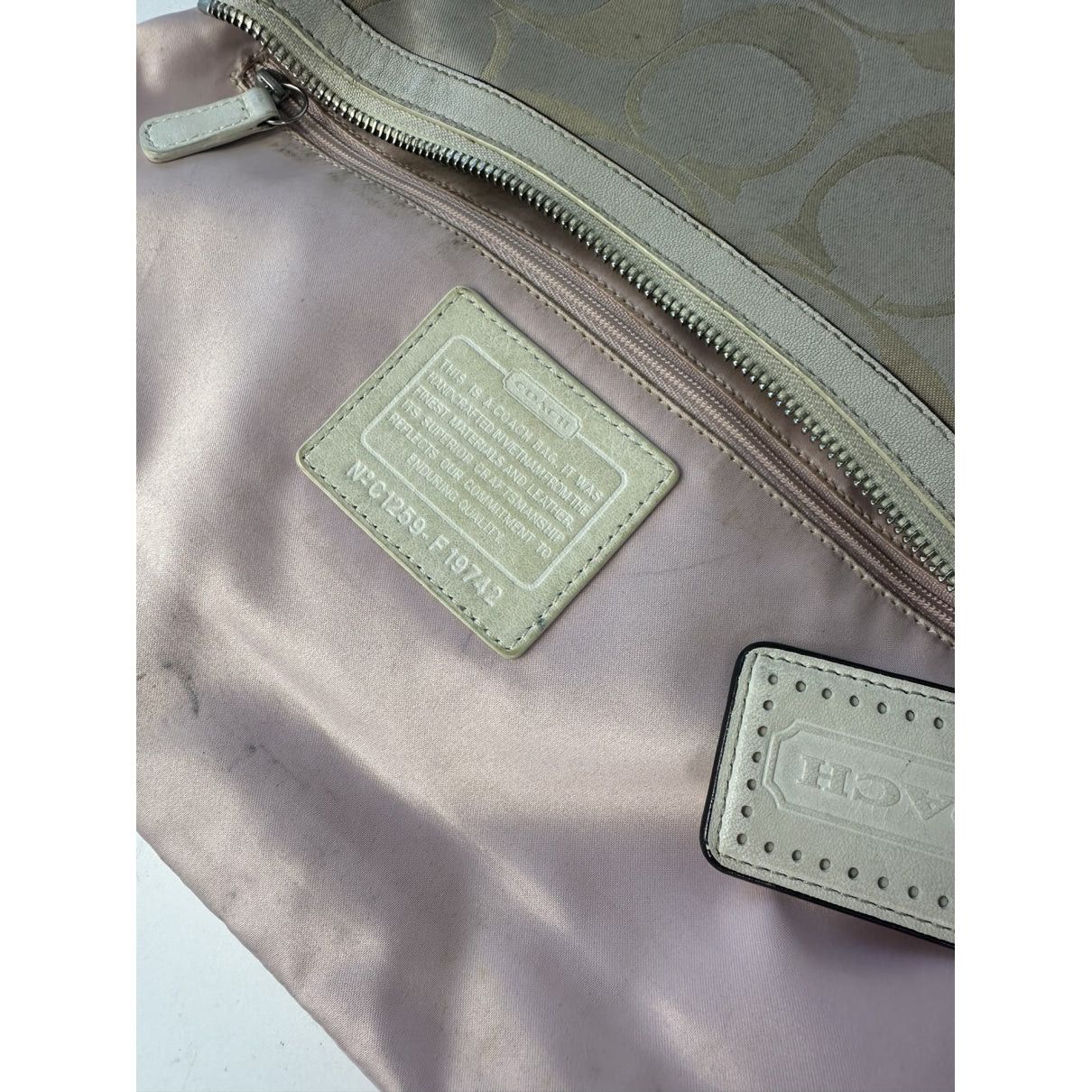 Coach Signature Sufflette White Leather Handbag Size ONE SIZE - 3 Thumbnail