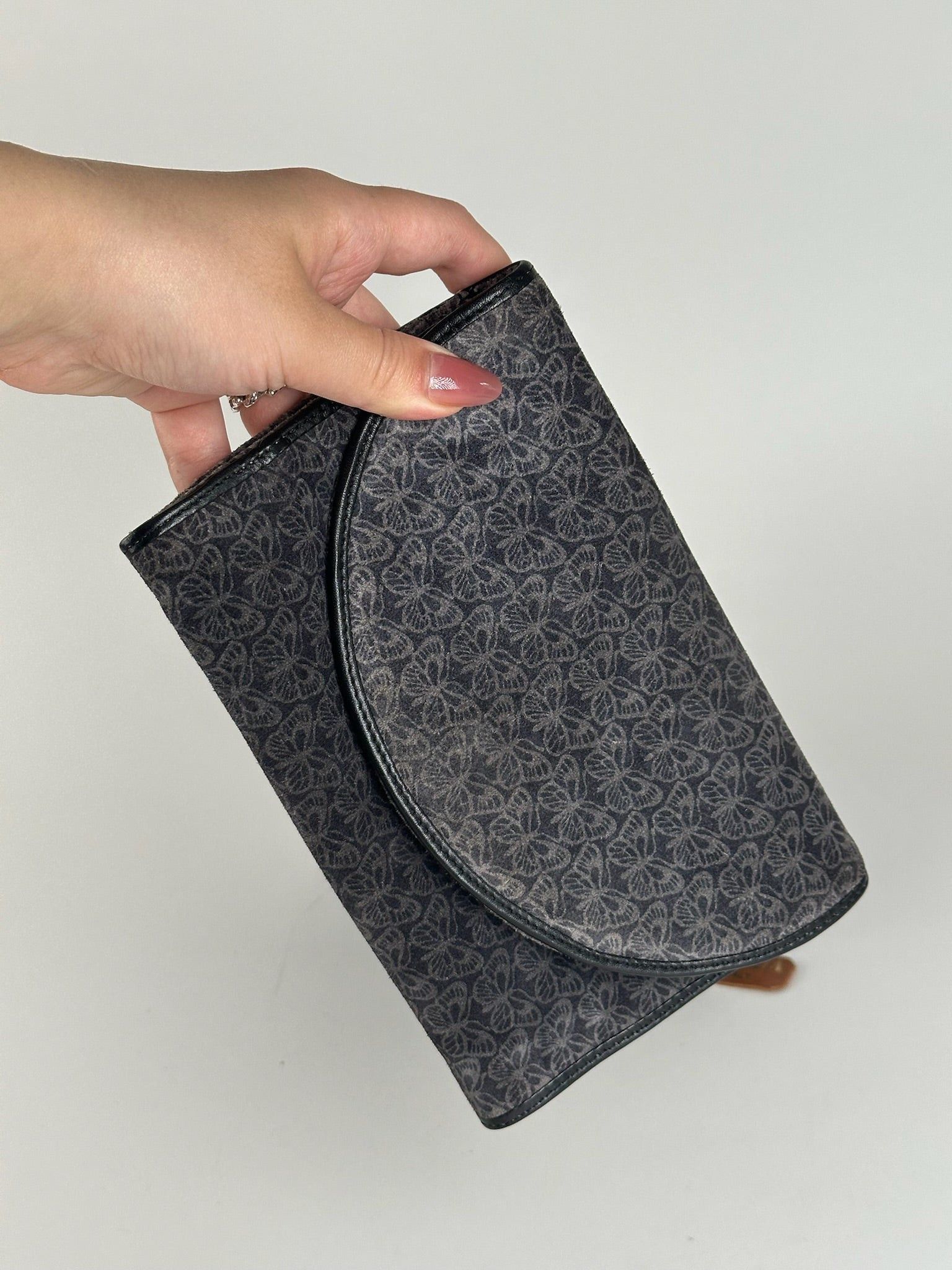 Bottega Veneta Vintage Suede Monogram Clutch navy white Size ONE SIZE - 5 Thumbnail